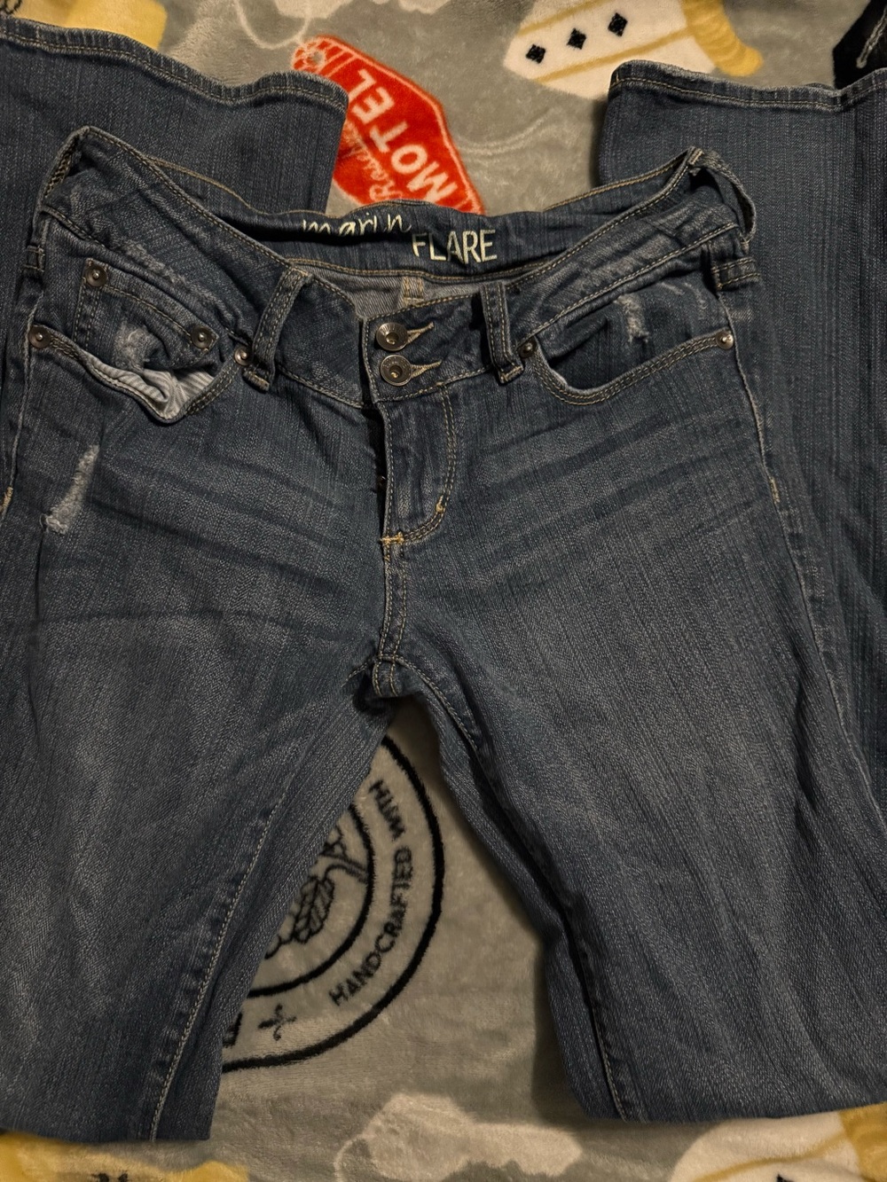 Bullhead women Bootcut Jeans in Dark Blue Wash